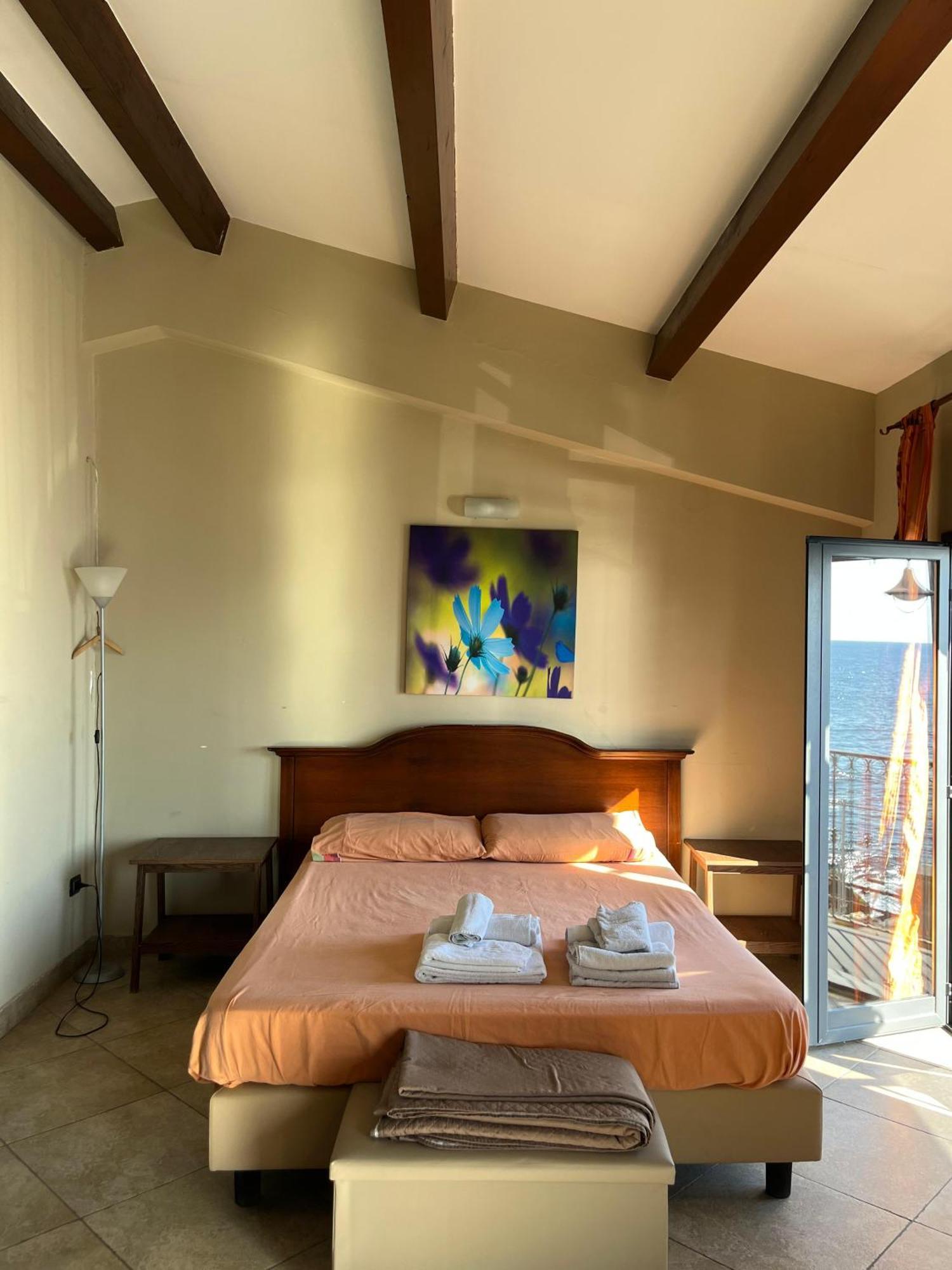 B&B Capomulini Εξωτερικό φωτογραφία